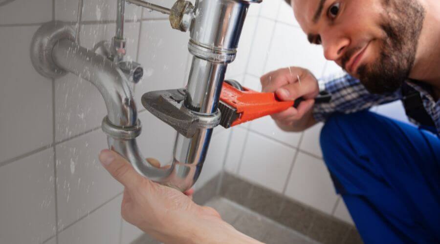 Professional same day plumber services in California City, CA